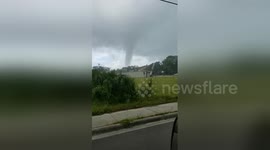 Massive waterspout forms in Florida