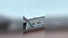 Newsflare Edit - Lady Gaga waving to fans from her roof  https://t.co/4MWzotp9Dk
