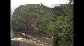 Zimbabue. Victoria Falls (1) Zimbabwe. Crossing international bridge from Zambia. 2016