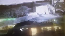 CCTV captures transgender thief stealing gold necklace from tourist