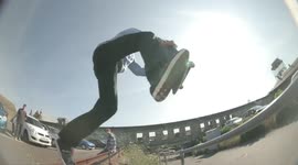 Hilarious Skateboarding Fail - Teenager lands on his head