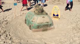 Scooby Doo Mystery Machine Sand Sculpture for 39th Annual Contest