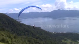 Paragliding landing goes wrong