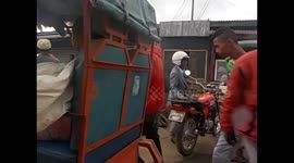 Madagascar. Toamasina. Traffic market, Poussez-Poussez. 2015 (1)