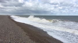 Aileen brings rough seas to UK coast