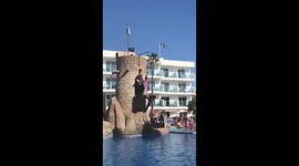 My friends at 25: House, Husband, Stable Career. Me at 25....