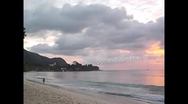Seychelles 2. Beau Vallon. Puesta de sol. Sunset, orange sky. 2015