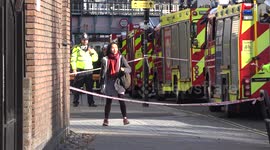Police rush to scene of Parsons Green terror attack