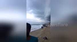Incredible Tsunami Cloud Rolling In