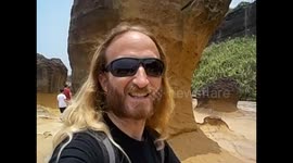 Taiwan. Yehliu Geopark. Candle Rocks. Curious rock formations. 2015