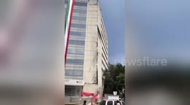 Government building partially collapses in Mexico quake