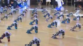 Hundreds of robots perform kung fu choreography at creative design competition