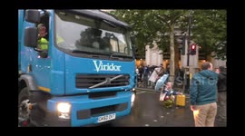 Protesters blockade roundabout of Trafalgar square 'Stop Killing Londoners'
