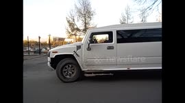 Kazakhstan. Kazajistán. Almaty. Endless, never ending limousine for weddings 2. 2015