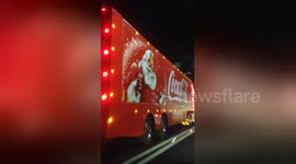 Newsflare Edit - Just Seen The Coca Cola Truck !