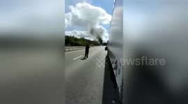 Newsflare Edit - Explosión Camión con bombonas de gas en la N-en Francia