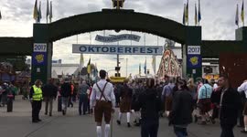 Oktoberfest 2017 main entrance