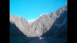 Kirguistán. Kyrgyzstan. From Bishkek to Osh. Mountains views. 12h. 600Km in the trunk. 2015 (2)