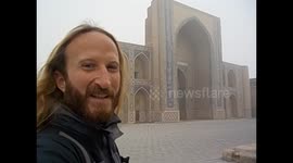 Uzbekistan. Bukhara (2) Exterior Taqi-Telpak Furushon Bazar y Madrasas Abdul Aziz & Ulugbek. 2015