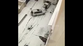 Car crash - snow a-t-il Tehran - 23 November 2016 - 2