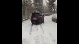 Car crash - Snow at Tehran - 23 November 2016 - 2