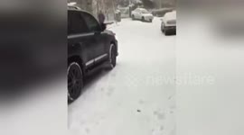 Newsflare Edit - Car crash - Snow at Tehran - 24 November 2016 - 2