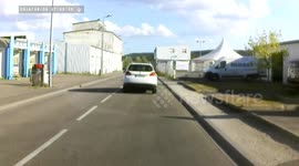 Bad driving France 036
