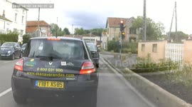 Bad driving France 043