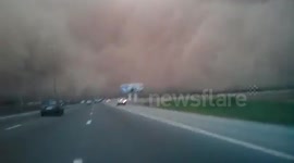 طوفان شـــن - تــــهران- 12خرداد Huge sandstorm hits Tehran