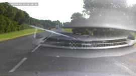 Bad driving France 064