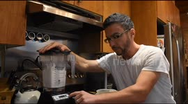 YouTuber find outs slime does not blend