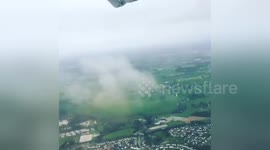Newsflare Edit - Timelapse of plane landing in Rennes St Jacques Airport