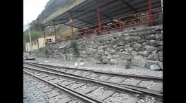 Ecuador. Alausí-Sibambe. Tren Nariz del Diablo. Changing locomotive train. Cambiando locomotora de lado. 2014