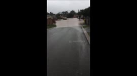 My neighbourhood submerged in water. We need all the assistance we can get. Area is called Montclair #DurbanStorm https://t.co/vIDorlUJc9