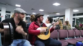 Irish musicians play at UK airport for delayed passengers in joyous improvised concert