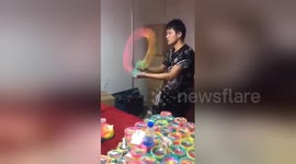 Mindbending! Slinky master wows children with skills