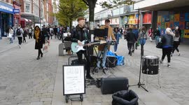 AMAZING..BAND..THE..INCREDABLE,,CHINA..LANE-FAN..IN MANCHESTER..2017