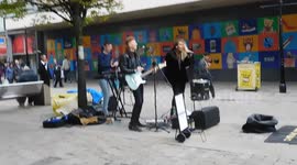 AMAZING..BAND..THE..INCREDABLE,,CHINA..LANE-FAN..IN MANCHESTER..2017