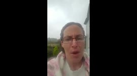 My sisters live broadcast from west cork #Ophelia @MetEireann https://t.co/FYQDUd5Iwp