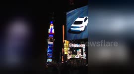Newsflare Edit - New York Times Square at night