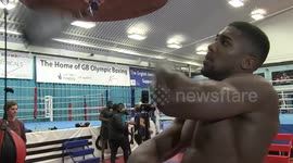 Anthony Joshua in relaxed mood despite late opponent change