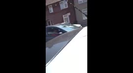 Man is so Drunk he can’t put his flip flops back on