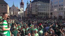 Celtic fans turn Marienplatz into sea of green and white