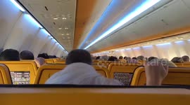 Only in Ireland when landing in a major storm do we enjoy the moment!#OpheliaStorm #DublinAirport #ryanair https://t.co/c9bslIqeYJ