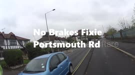 No brakes fixie on Portmouth Rd Kingston