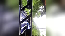 Newsflare Edit - Guatemala. Standing up in pick up with locals. De pie en pick up de Lanquín a Semuc Champey con locales. 2014