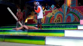 Live Thai Comedy Sketch Clip