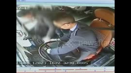 南通海安      荒唐:“霸道”乘客中途欲下车 拔走车钥匙耽误一车人