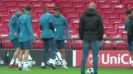 Ronaldo nutmegs Real Madrid team-mate and dances in celebration