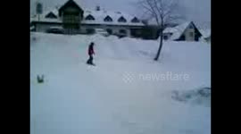 Snowboard fail / funny snowboard kid crash / winter fail